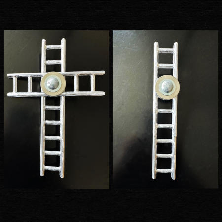 'THE FORGIVENESS PIECE'* (an instrument for peace) - 2021
(21.5cm x 15cm x 3.5cm)
aluminum, steel
*kinetic curio / Available at www.theforgivenesspiece.com